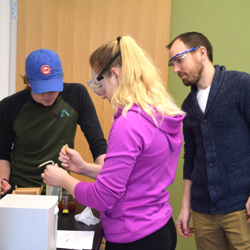 Biochemistry Degree Professors teaching students at Clarke University
