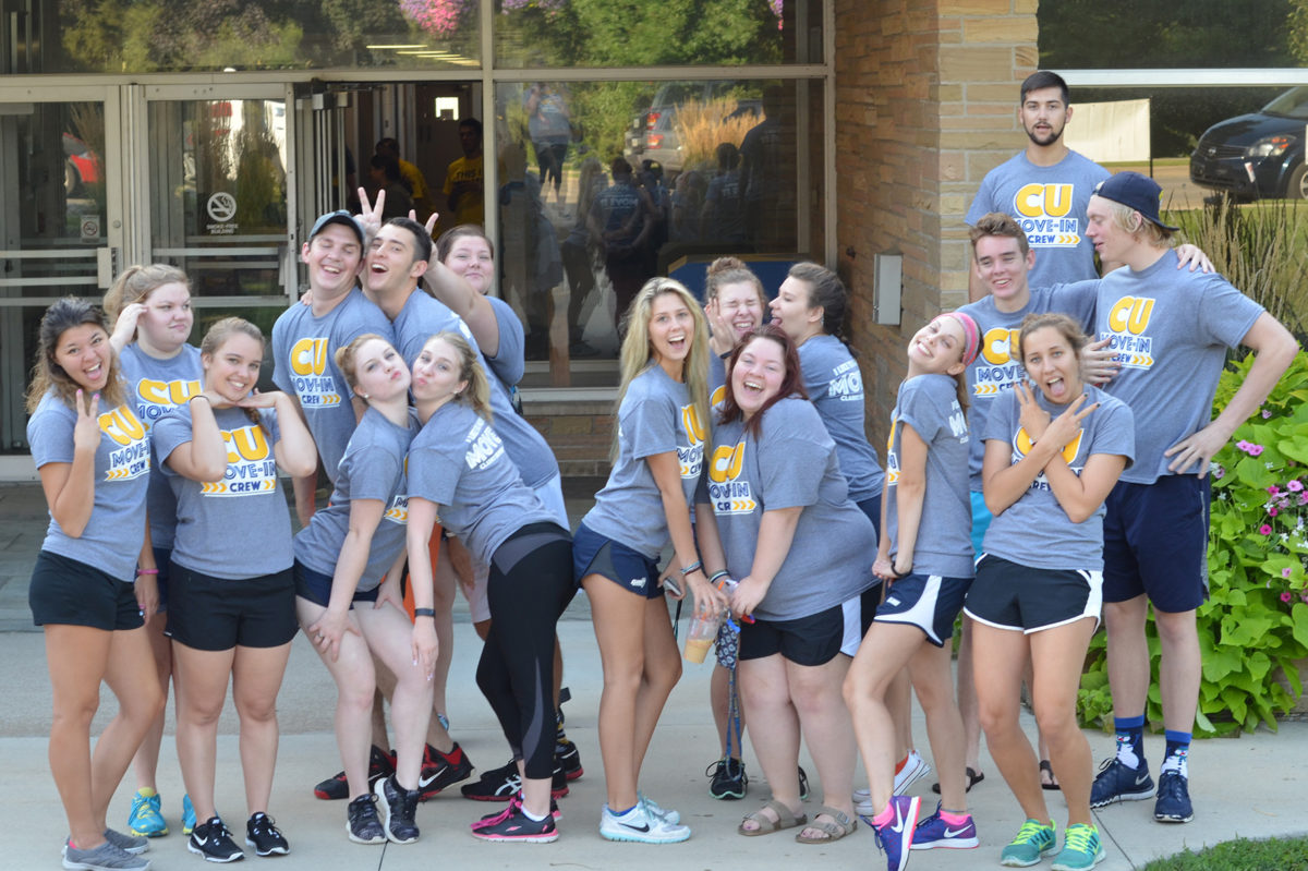 Move-in crew on Move-In day - Full Size