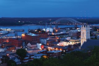 discover-dubuque