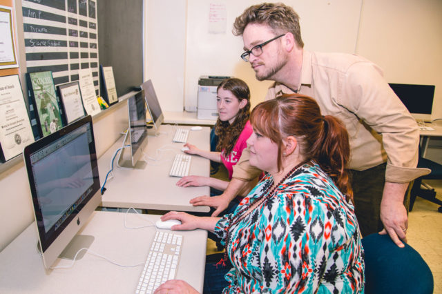 Communications Majors Working in the computer lab at Clarke University