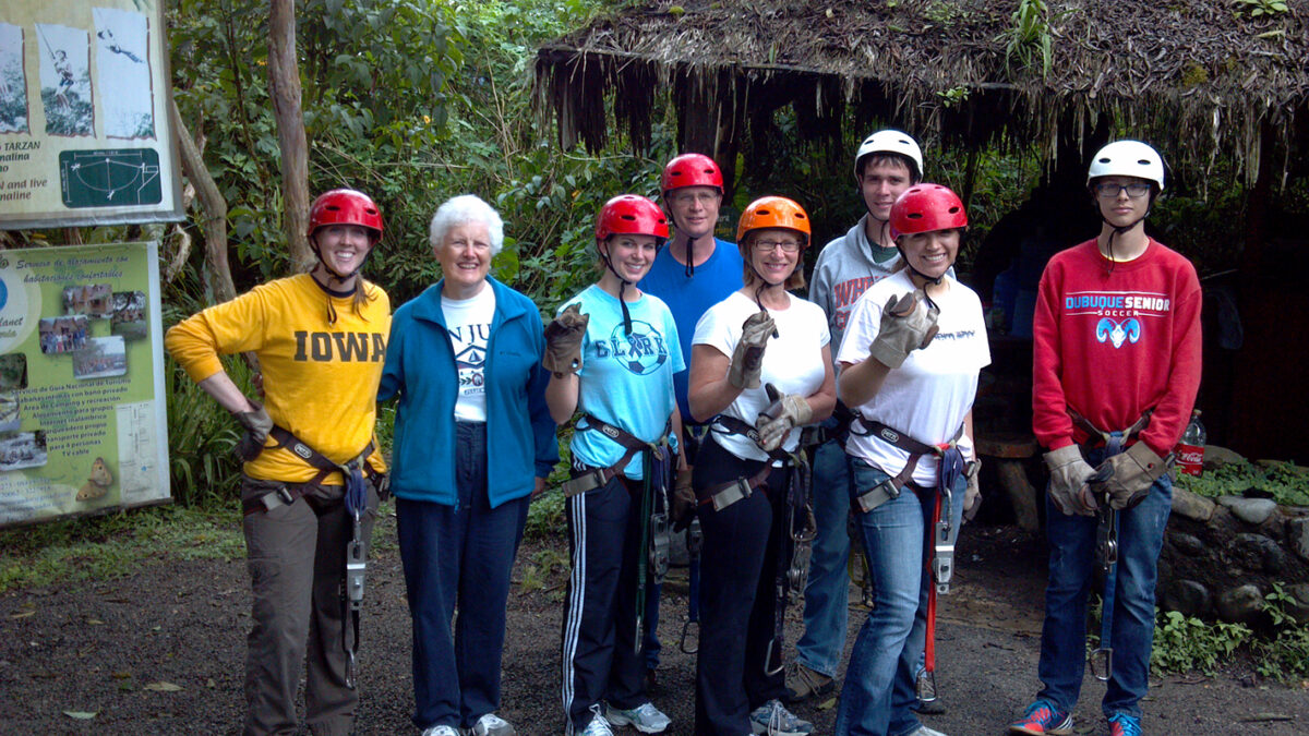 Clarke students studying abroad in Quito - Full Size